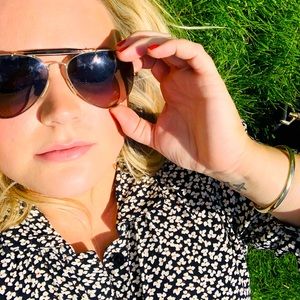 Meet your Posher, Eliza